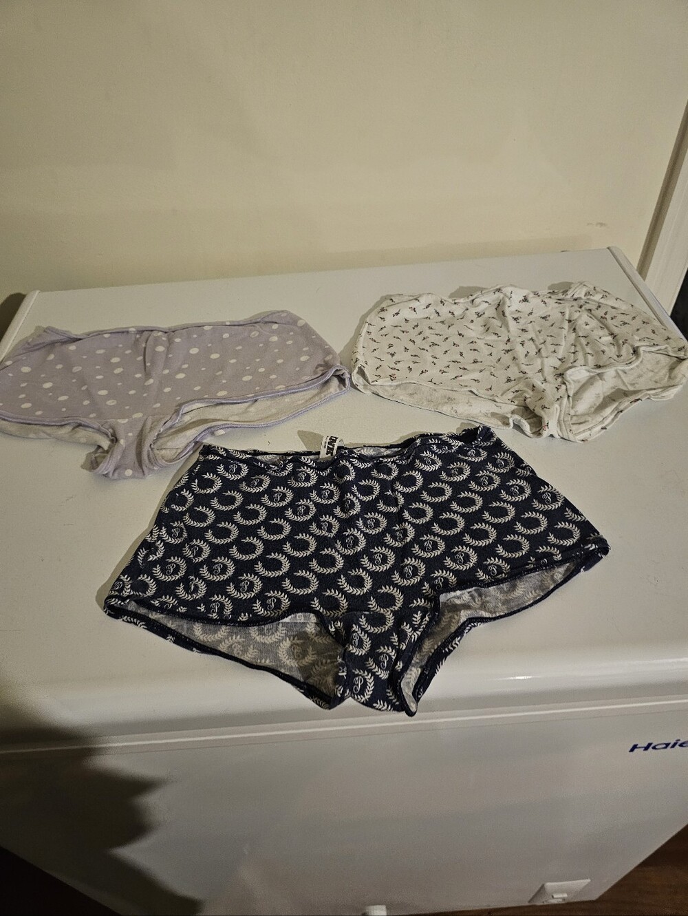 Women's VS PINK Boy Shorts Bundle -